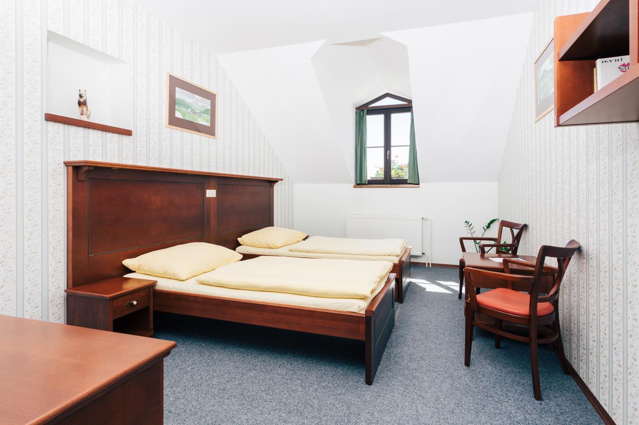 Resort Malevil Jablonné v Podještědí Esterno foto