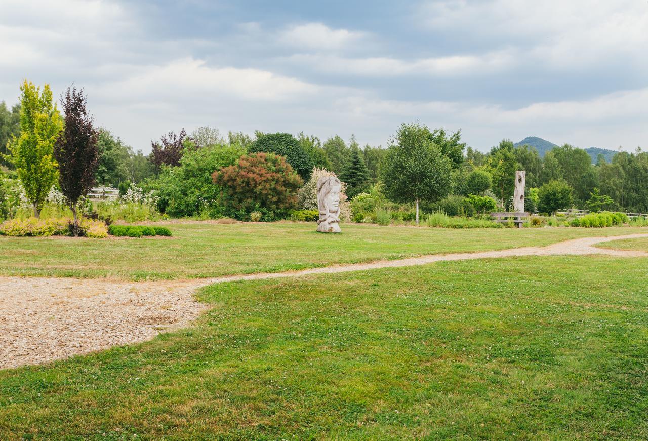 Resort Malevil Jablonné v Podještědí Esterno foto