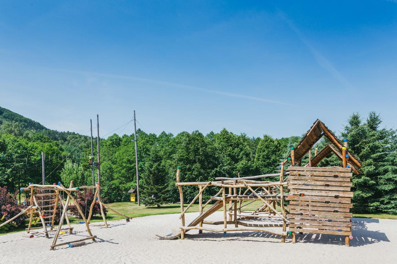Resort Malevil Jablonné v Podještědí Esterno foto