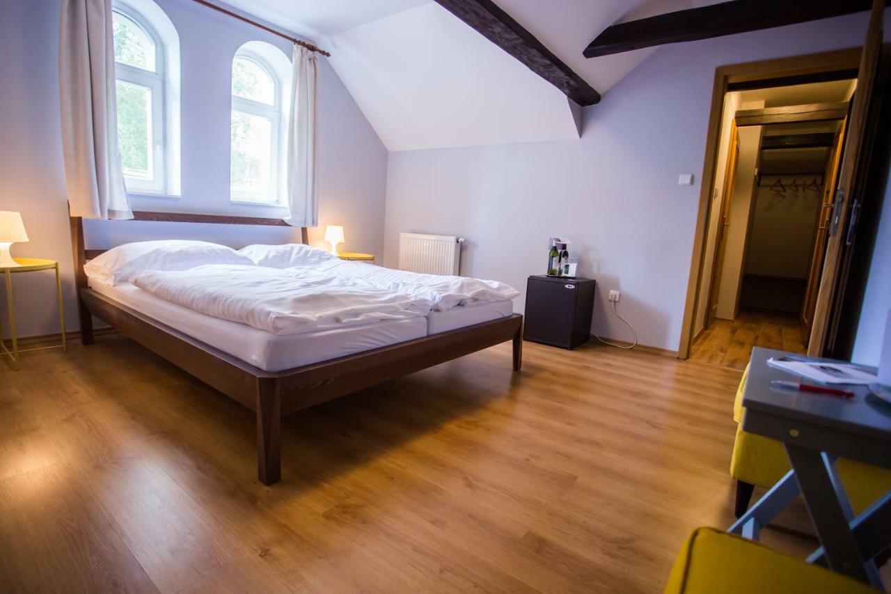 Resort Malevil Jablonné v Podještědí Esterno foto